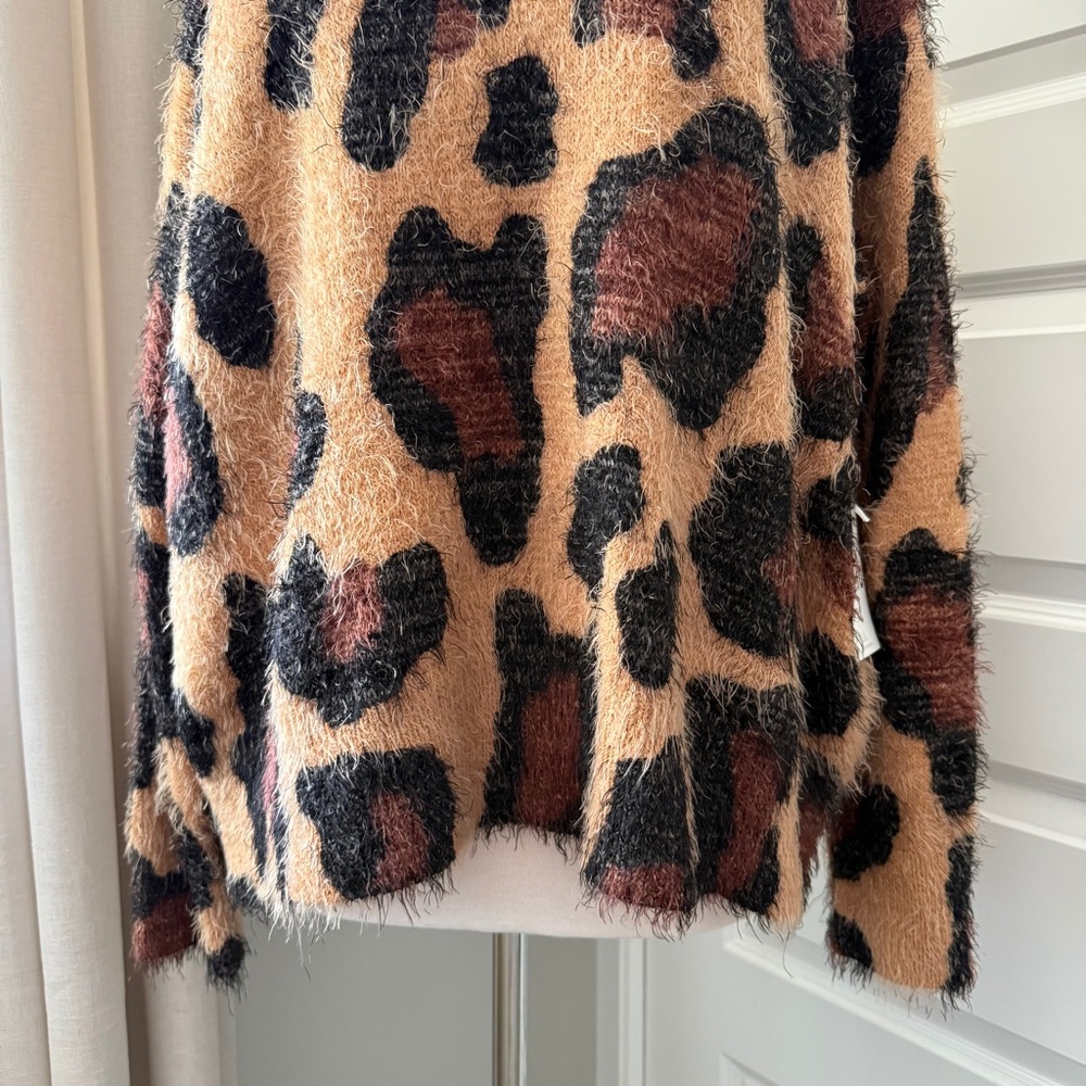NEW Show Me Your Mumu Fatima Turtleneck Sweater : Small - Picture 4 of 6